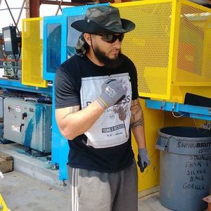 Meet your Posher, George pito